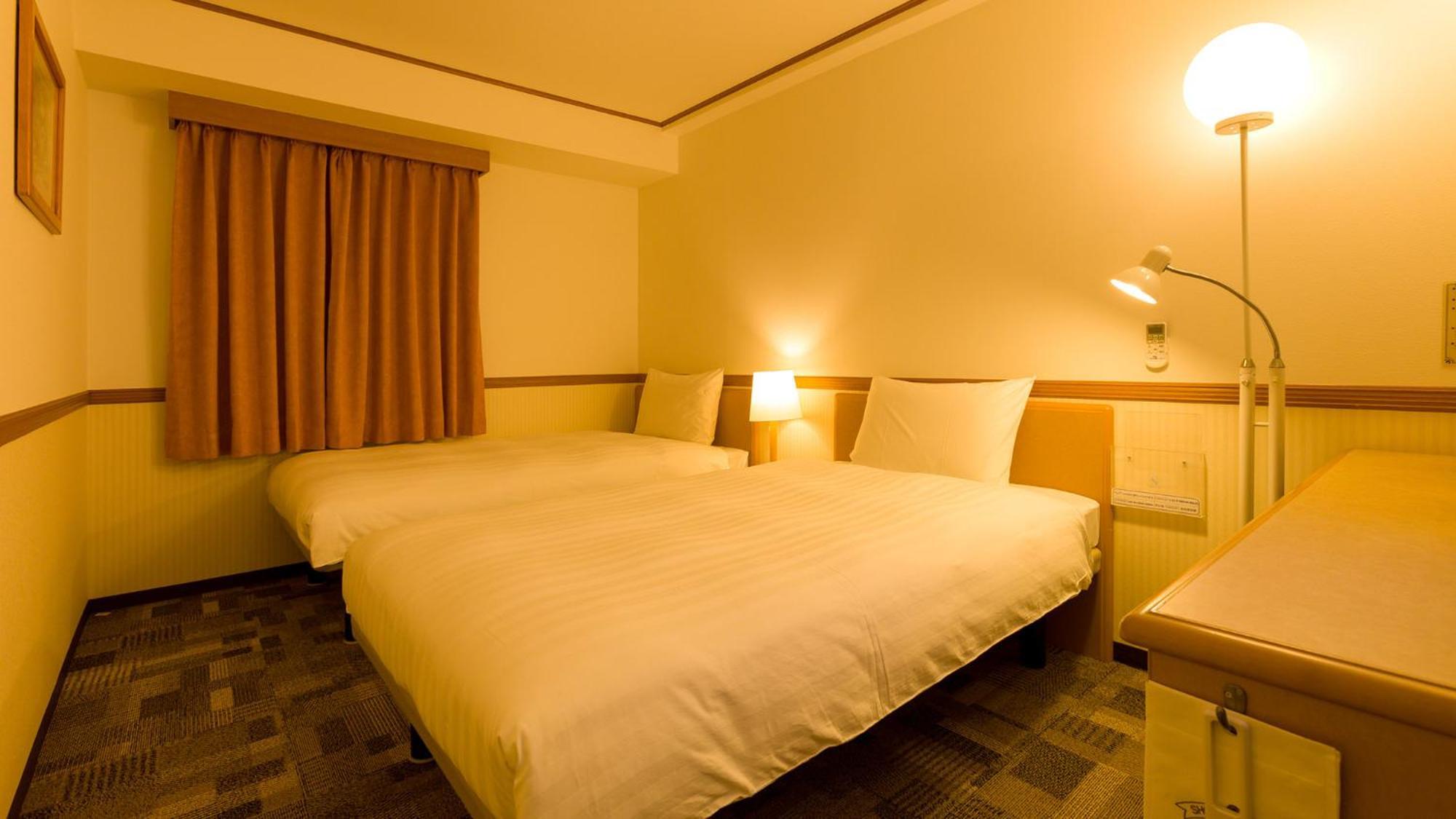 Toyoko Tozai-sen Nishi-kasai Hotel Tokio